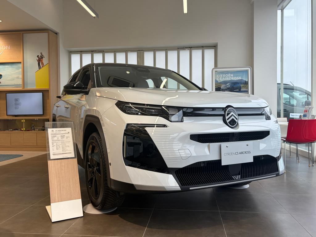 NEW C5 AIRCROSS DEBUT FAIR