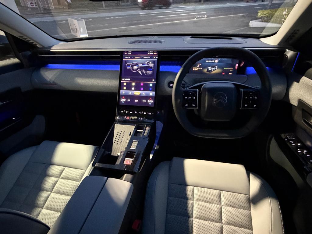 NEW CITROËN C5 AIRCROSS HYBRID～内装編第2弾～
