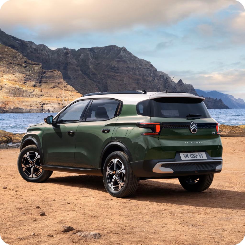 新型「C3 AIRCROSS HYBRID」