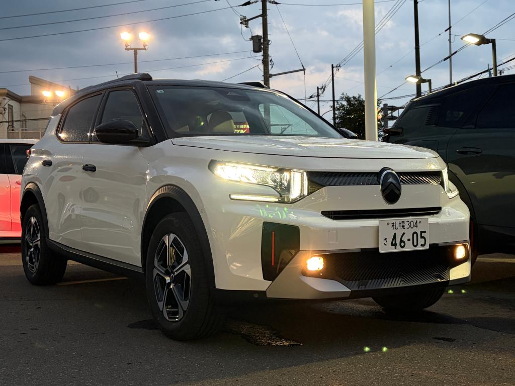 夜でも素敵なC3 AIRCROSS！！